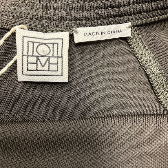 TOTEME PEPPER FLUID JERSEY DRESS - Picture 4 of 5